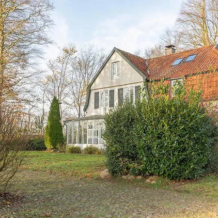 펜션 Historisches Mit Outdoor-sauna *